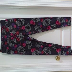 NWT Canah Leggings TC